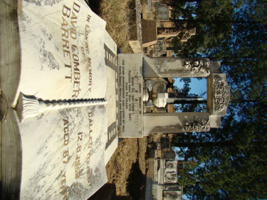 BARRETT David Comber -1959 &amp; Clarice Margaret RAMSAY-YOUNG -1947