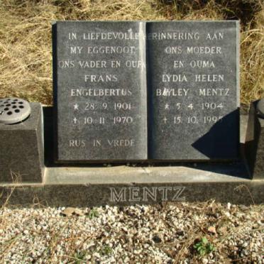 MENTZ Frans Engelbertus 1901-1970 &amp; Lydia Helen Bayley 1904-1995