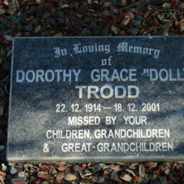 TRODD Dorothy Grace 1914-2001