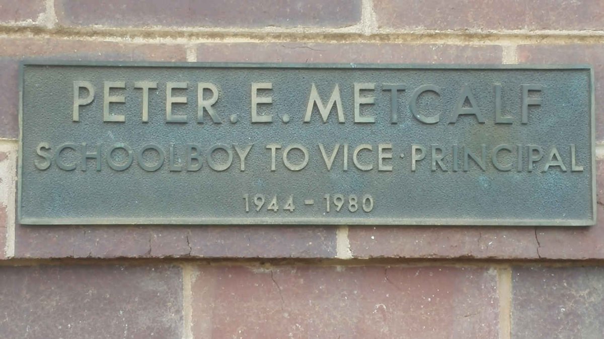 METCALF Peter E.