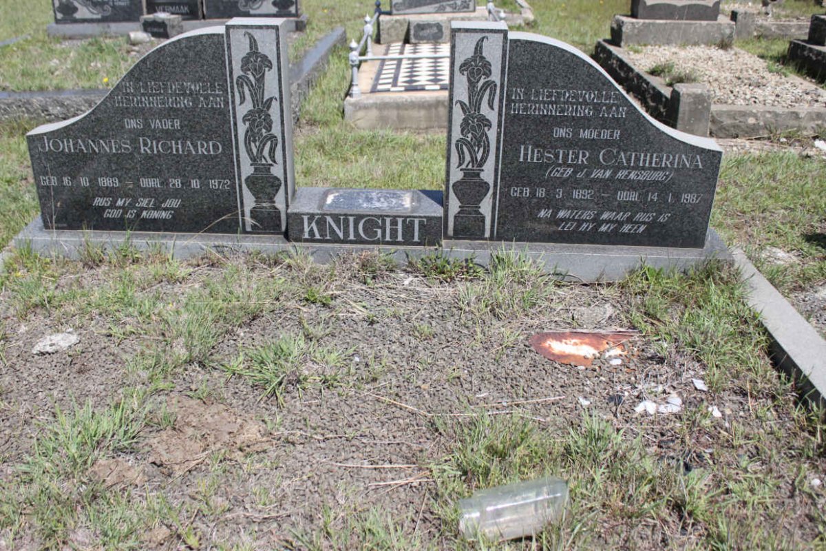 KNIGHT Johannes Richard 1889-1972 &amp; Hester Catharina VAN RENSBURG 1892-1987