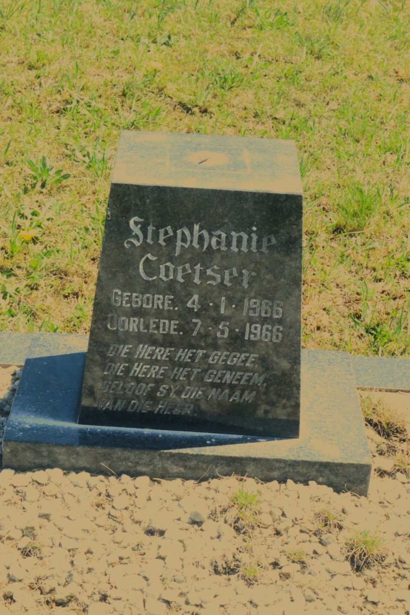 COETSER Stephanie 1966-1966