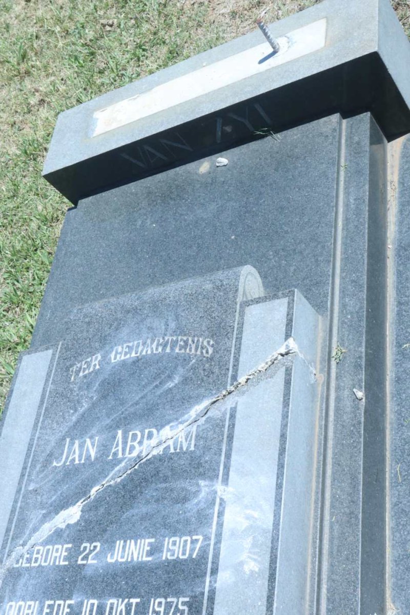 ZYL Jan Abram, van 1907-1975