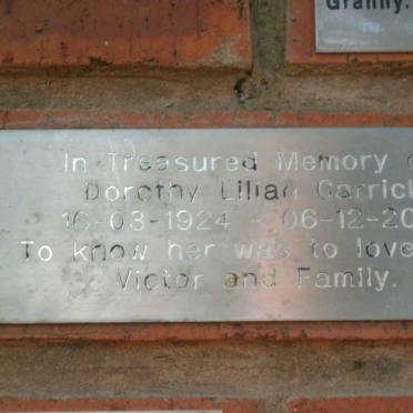 CARRICK Dorothy Lilian 1924-2001