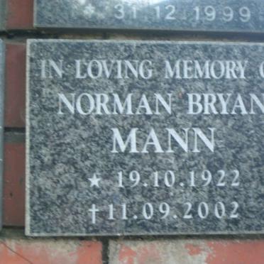 MANN Norman Bryan 1922-2002