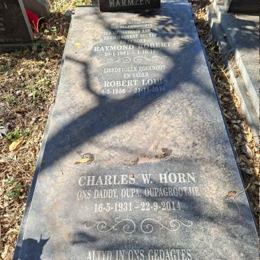 HARMZEN Charles W. Horn 1931-2014 :: HARMZEN Robert Louis 1956-2016 :: HARMZEN Raymond Robert 1981-1986