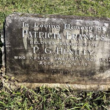 HUNTLEY Patricia Frances -1937