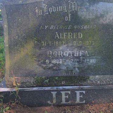 JEE Alfred 1887-1973 & Dorothea 1888-1980