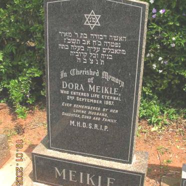 MEIKLE Dora -1967