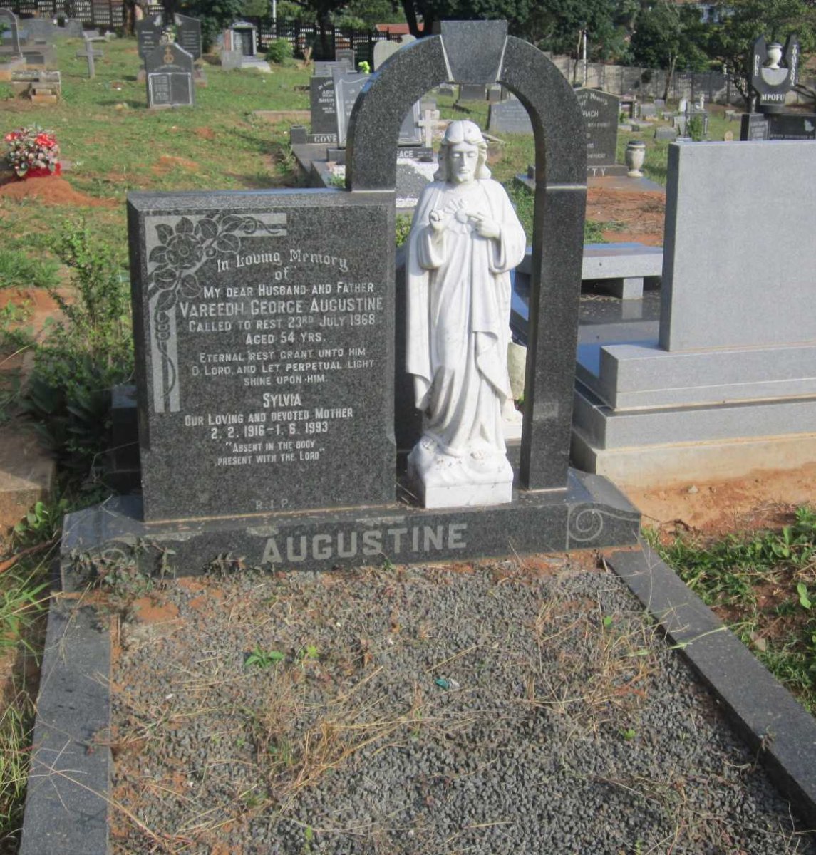 AUGUSTINE Vareedh George -1968 &amp; Sylvia 1916-1993