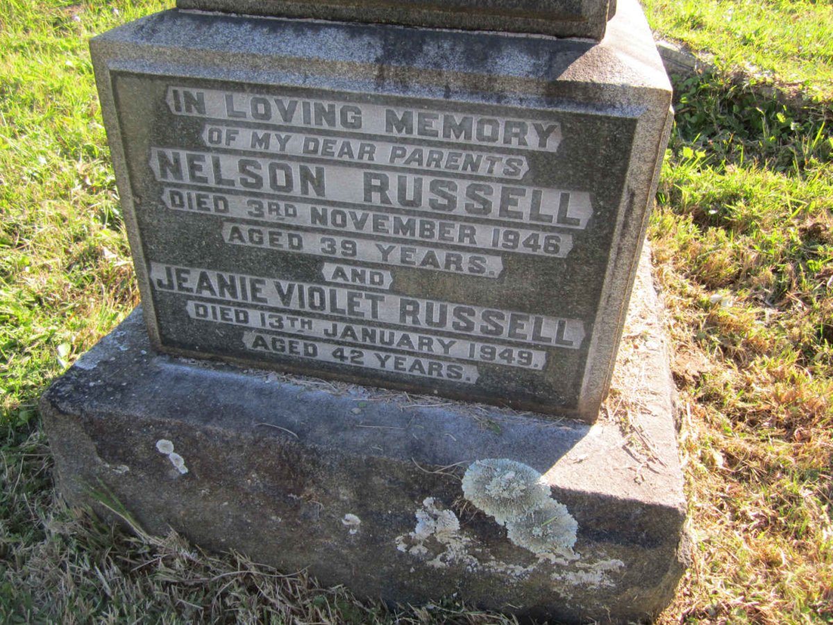 RUSSELL Nelson -1946 &amp; Jeanie Violet -1949