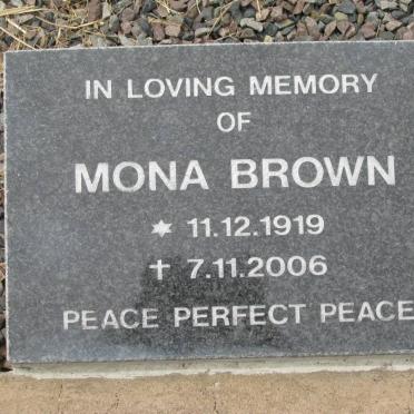 BROWN Henry W.E. 1914-1976 :: BROWN Mabel -1968 :: BROWN Mona 1919-2006