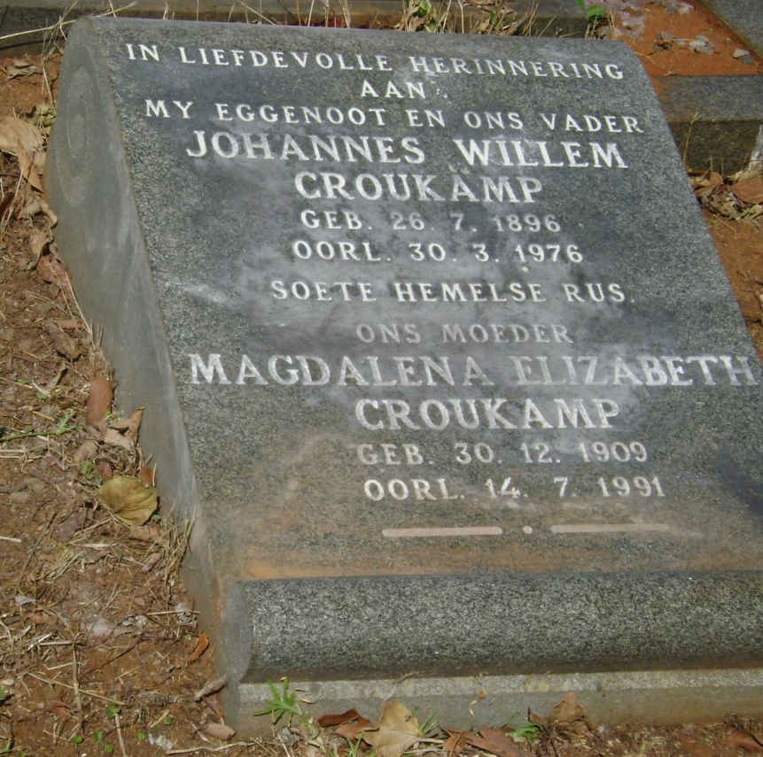 CROUCAMP Johannes Willem 1896-1976 &amp; Magdalena Elizabeth 1909-1991