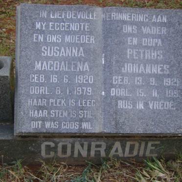 CONRADIE Petrus Johannes 1921-1991 &amp; Susanna Magdalena 1920-1979