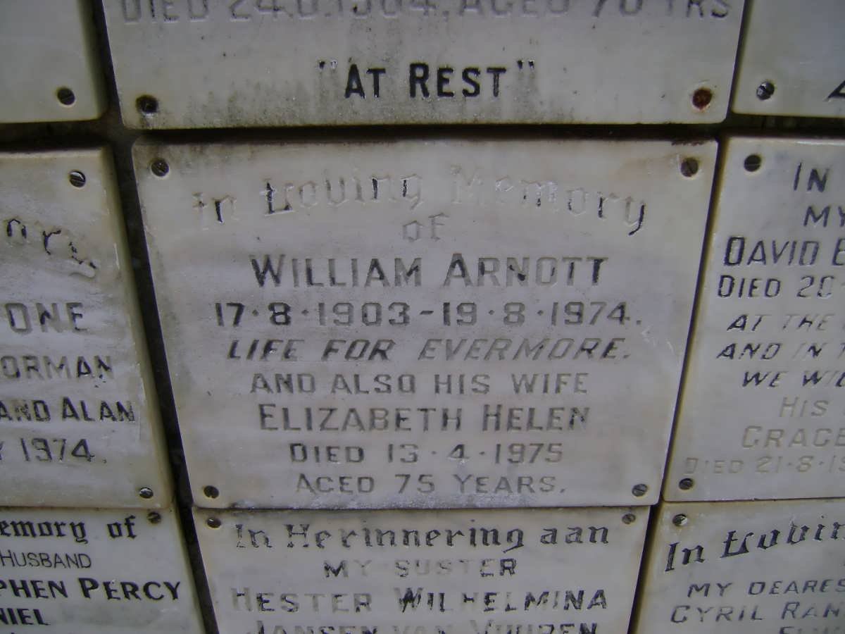 ARNOTT William 1903-1974 &amp; Elizabeth Helen -1975