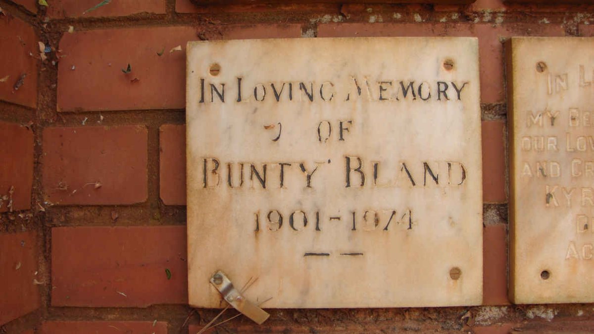 BLAND Bunty 1901-1974
