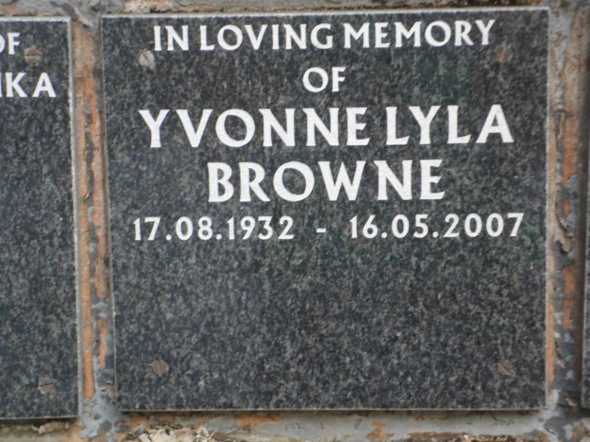BROWNE Yvonne Lyla 1932-2007