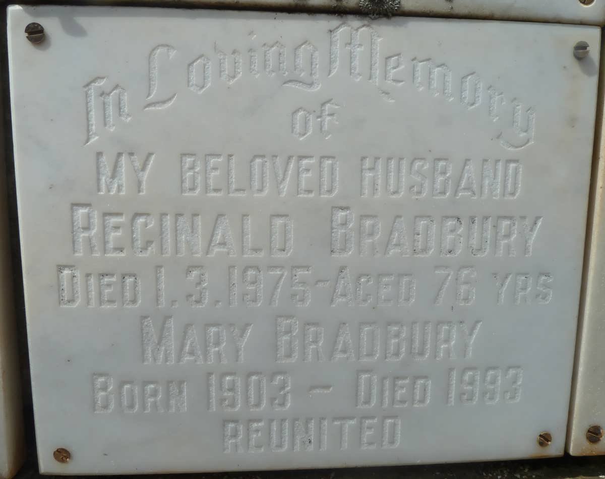 BRADBURY Reginald -1975 &amp; Mary 1903-1993