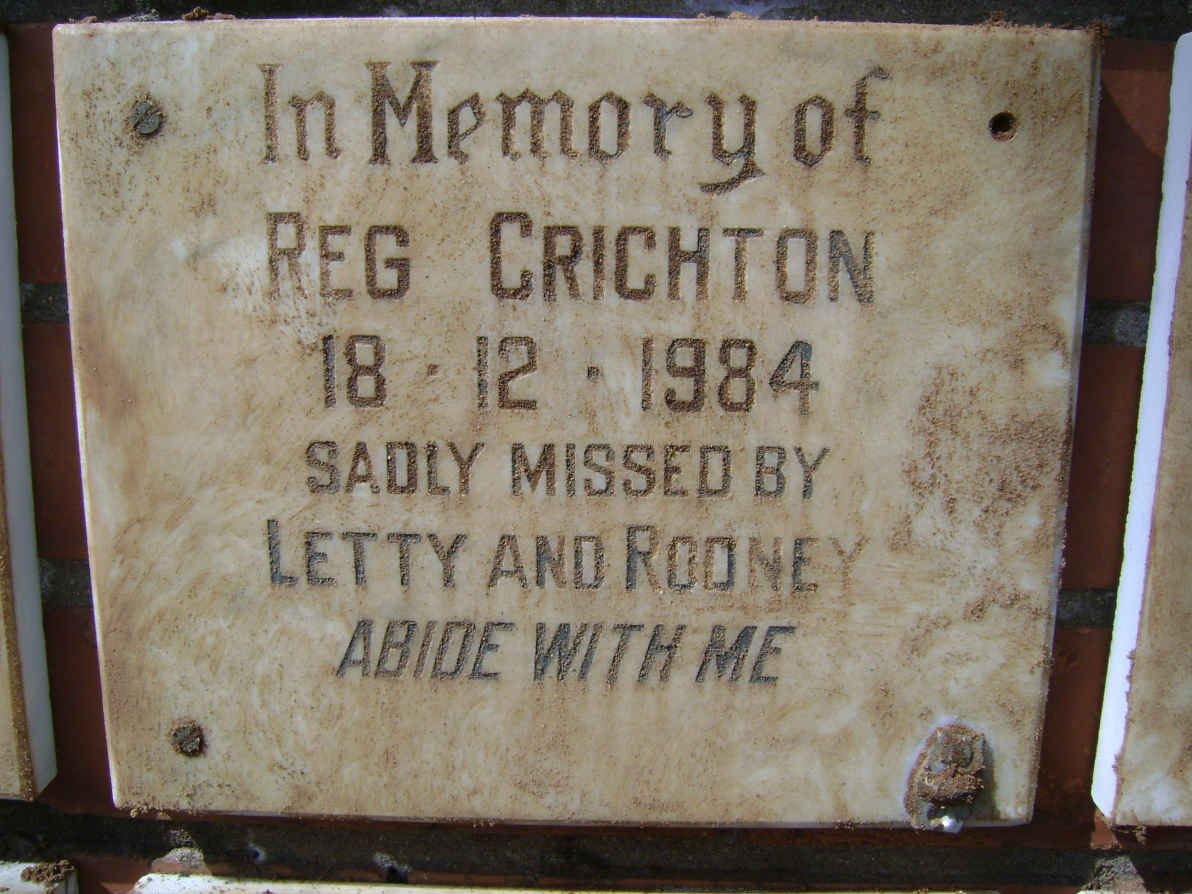 CRICHTON Reg -1984