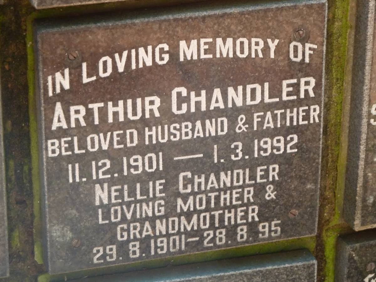 CHANDLER Arthur 1901-1992 &amp; Nellie 1901-1995