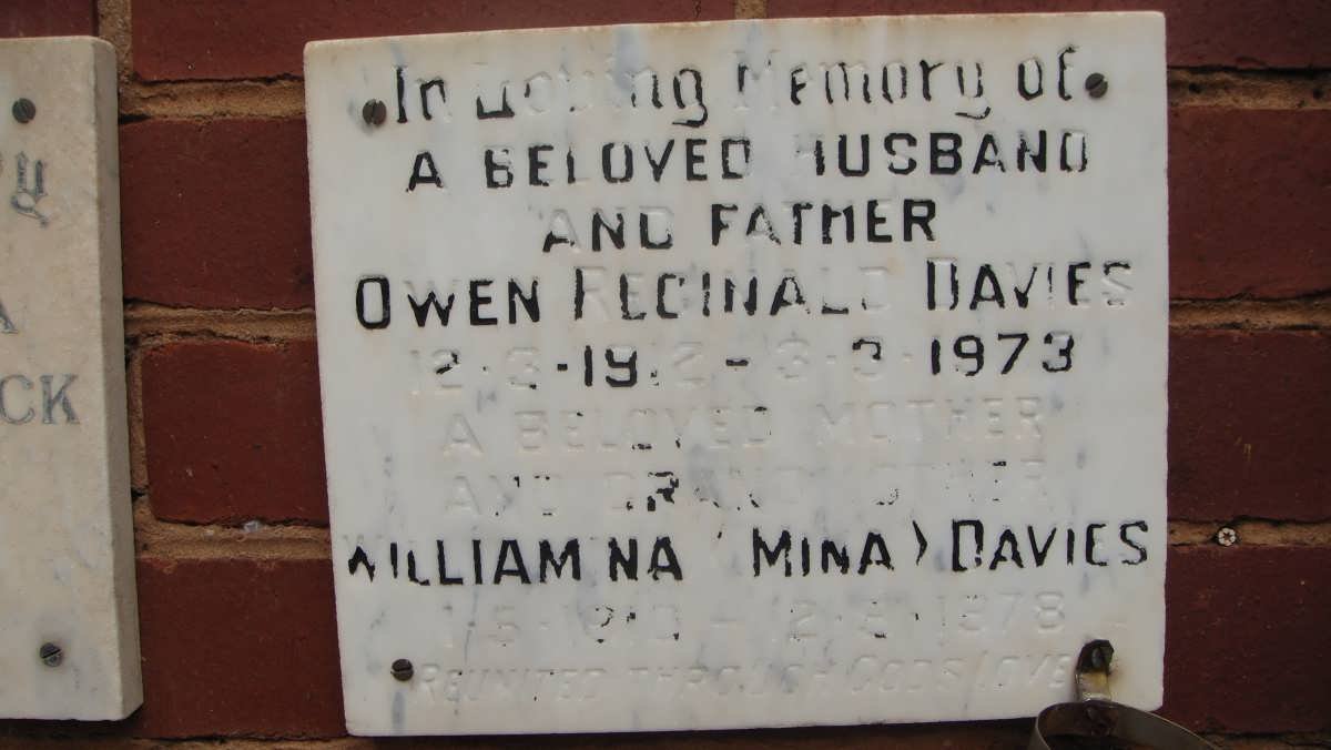 DAVIES Owen Reginald 1912-1973 &amp; Williamina 1910-1978