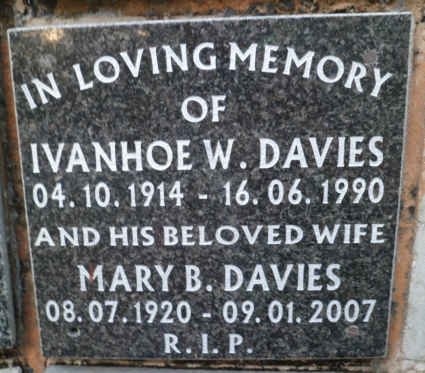 DAVIES Ivanhoe W. 1914-1990 &amp; Mary B. 1920-2007