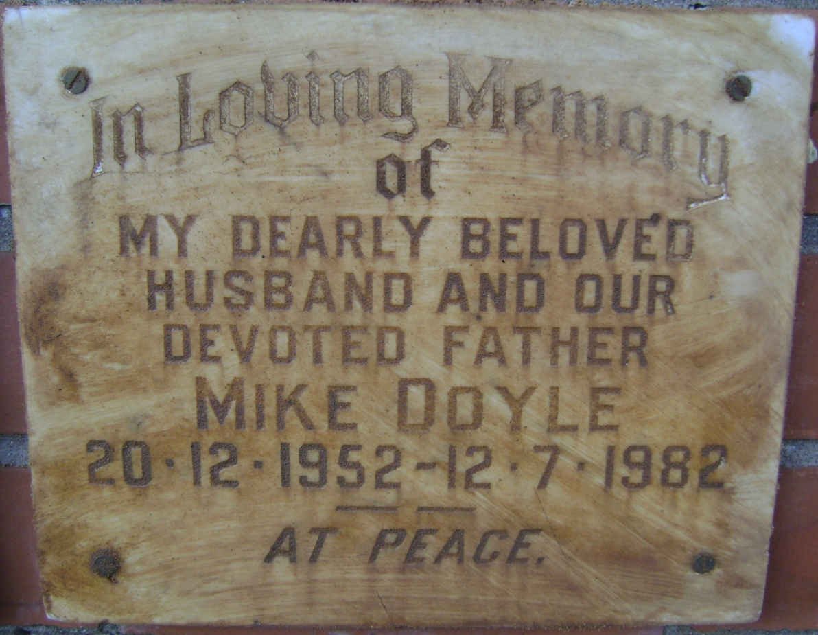 DOYLE Mike 1952-1982