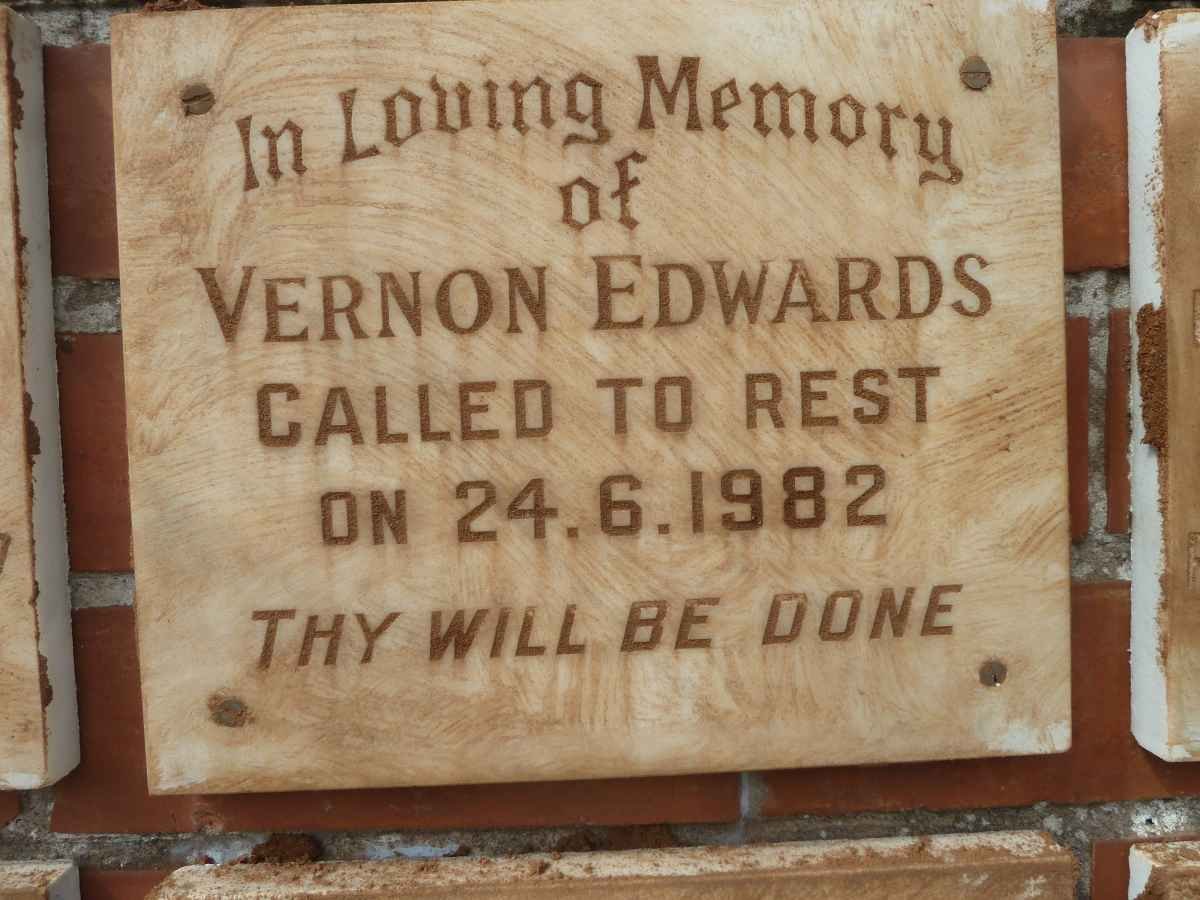 EDWARDS Vernon -1982