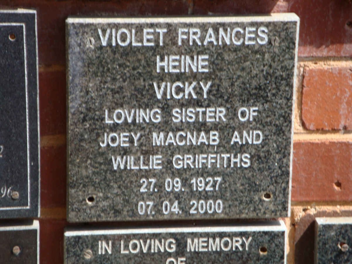 HEINE Violet Frances 1927-2000