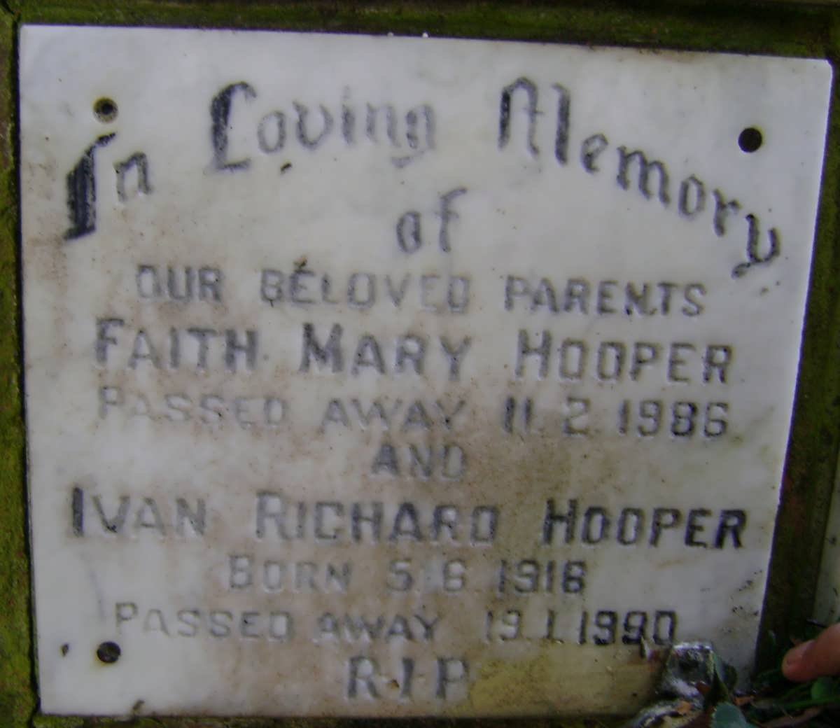 HOOPER Ivan Richard 1916-1990 &amp; Faith Mary -1986