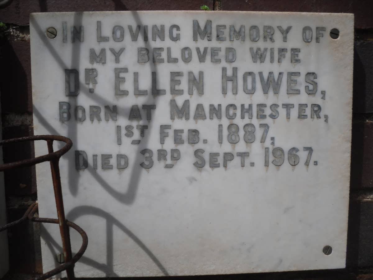 HOWES Ellen 1887-1967