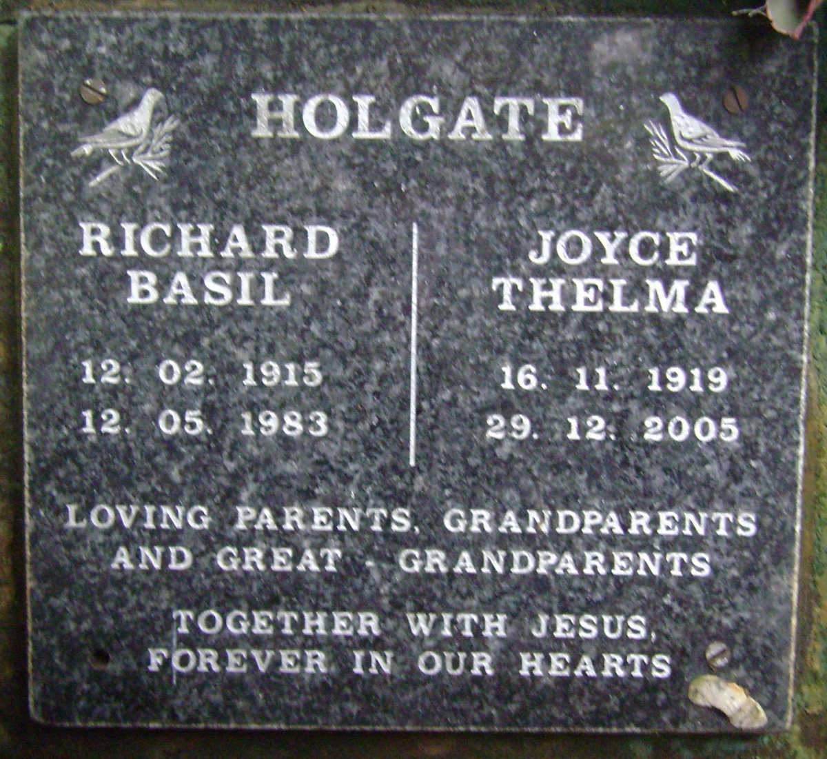 HOLGATE Richard Basil 1915-1983 &amp; Joyce Thelma 1919-2005