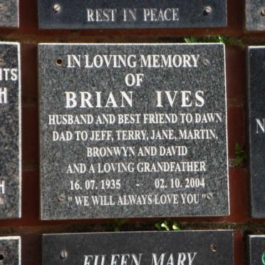 IVES Brian 1935-2004