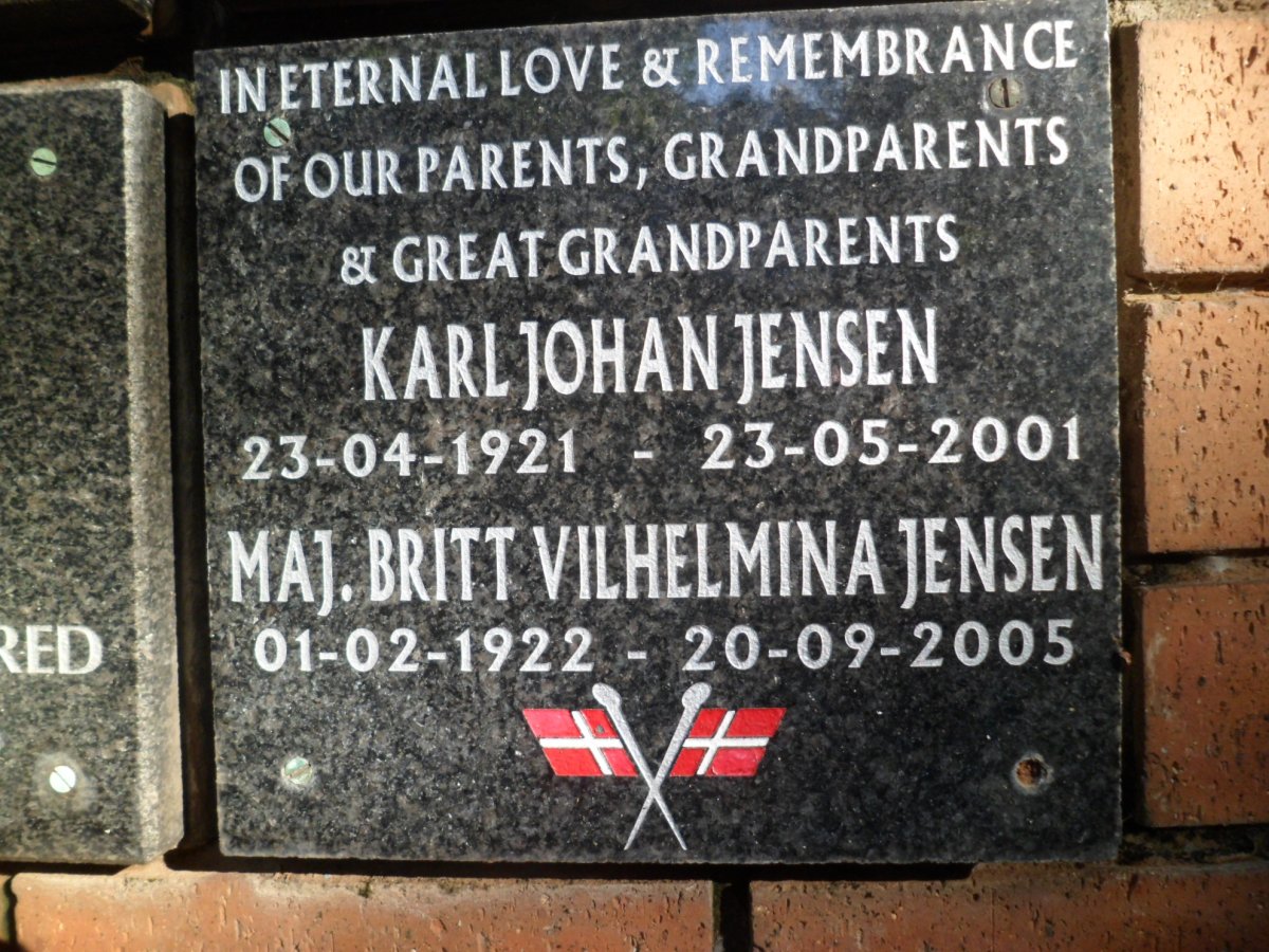 JENSEN Karl Johan 1921-2001 &amp; Maj Britt Vilhelmina 1922-2005