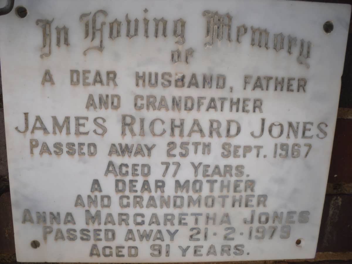 JONES James Richard -1967 &amp; Anna Margaretha -1979