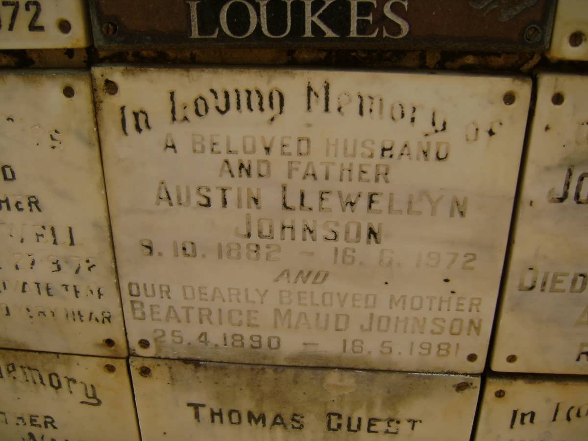 JOHNSON Austin Llewellyn 1882-1972 &amp; Beatrice Maud 1890-1981