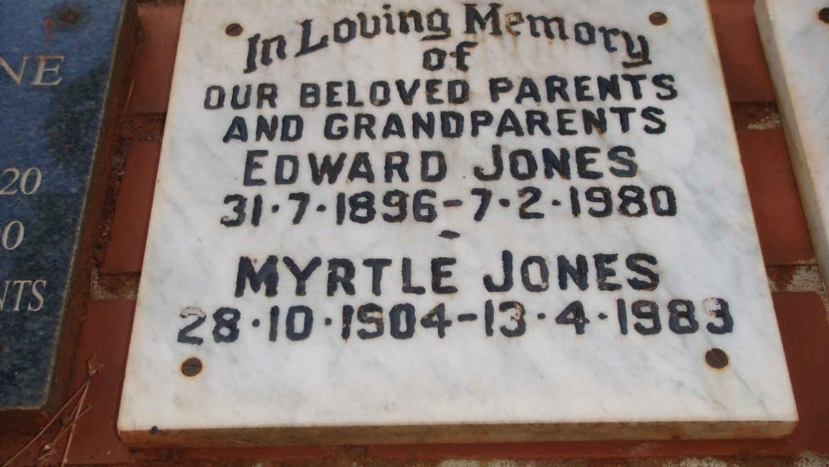 JONES Edward 1896-1980 &amp; Myrtle 1904-1989