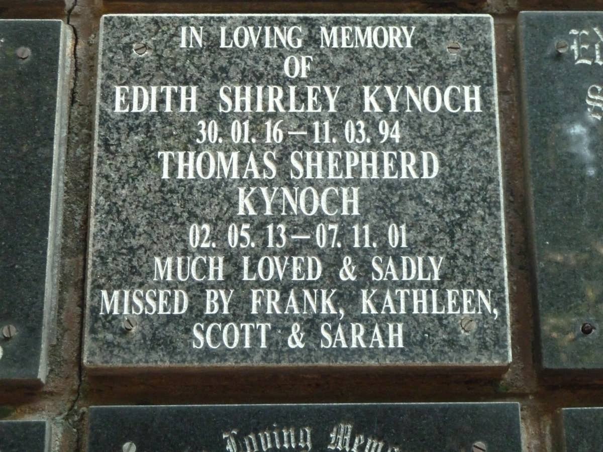 KYNOCH Thomas Shepherd 1913-2001 &amp; Edith Shirley 1916-1994