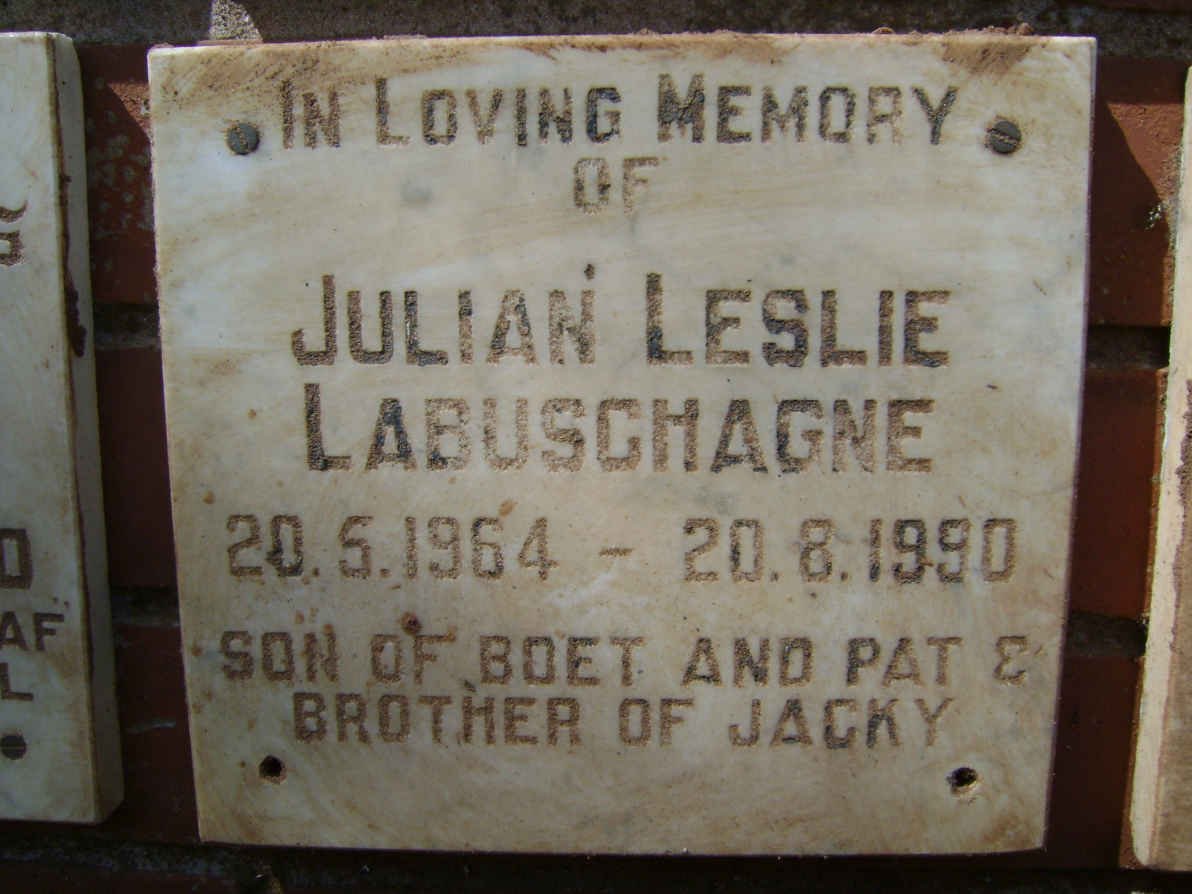 LABUSCHAGNE Julian Leslie 1964-1990