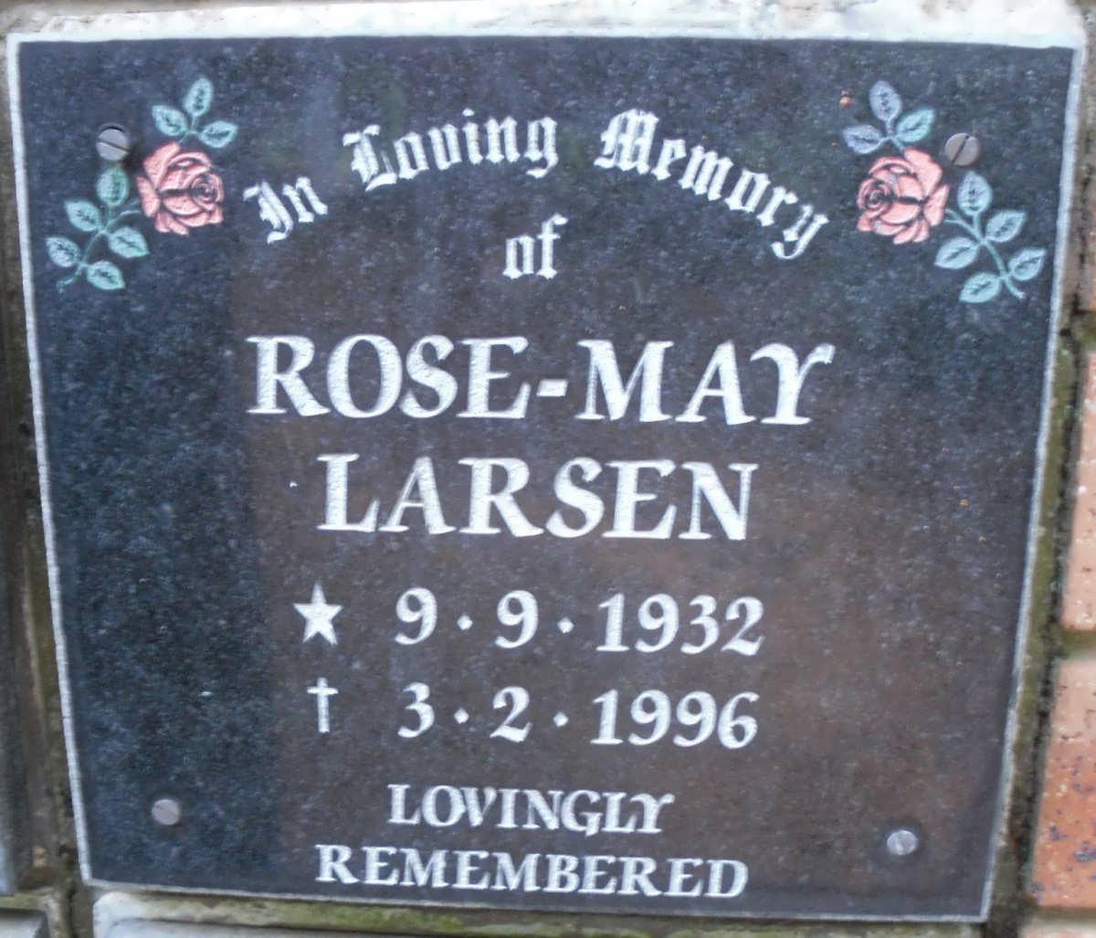 LARSEN Rose-May 1932-1996