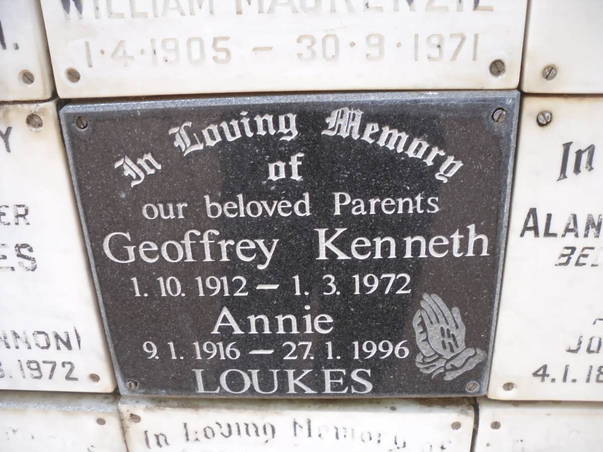 LOUKES Geoffrey Kenneth 1912-1972 &amp; Annie 1916-1996
