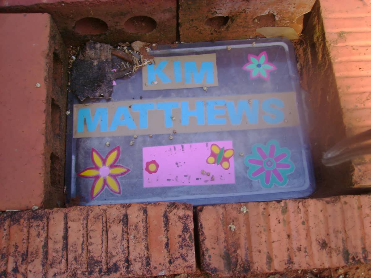 MATTHEWS Kim