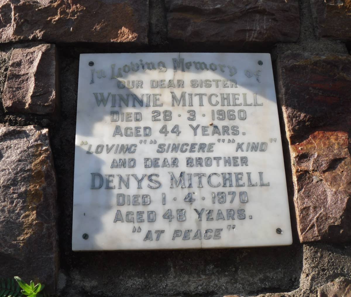MITCHELL Denys -1970 :: MITCHELL Winnie -1960