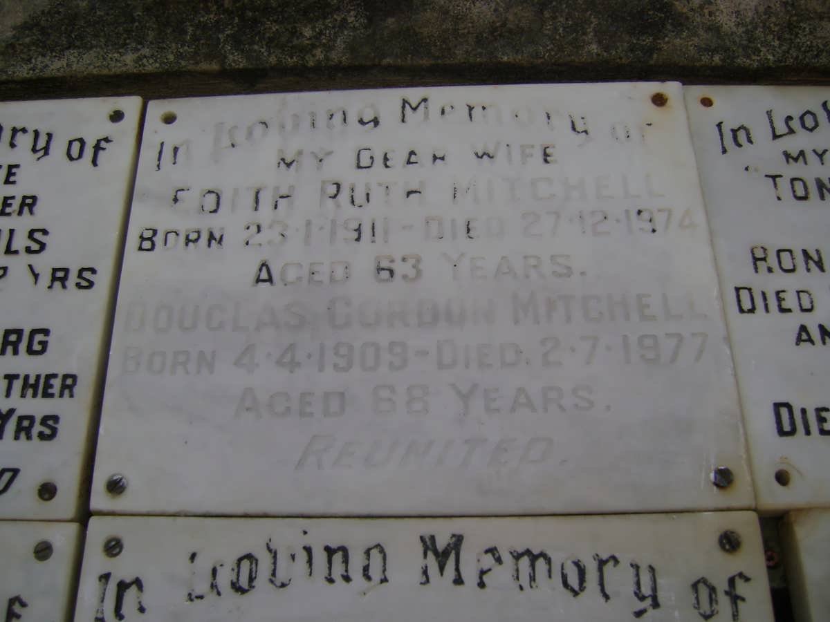 MITCHELL Douglas Gordon 1909-1977 &amp; Edith Ruth 1911-1974