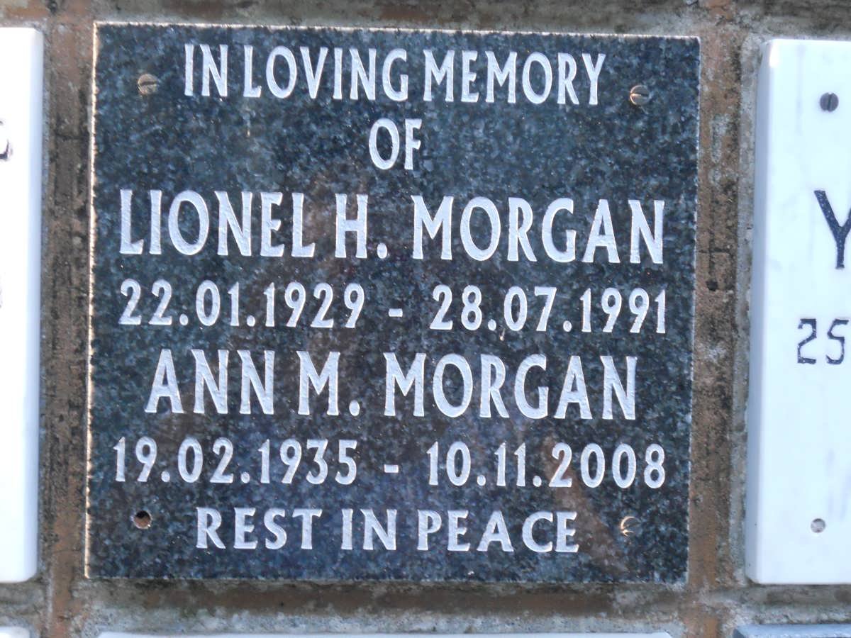 MORGAN Lionel H. 1929-1991 &amp; Ann M. 1935-2008