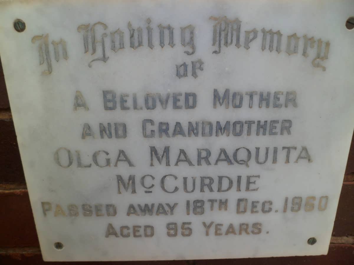 McCURDIE Olga Maraquita -1960