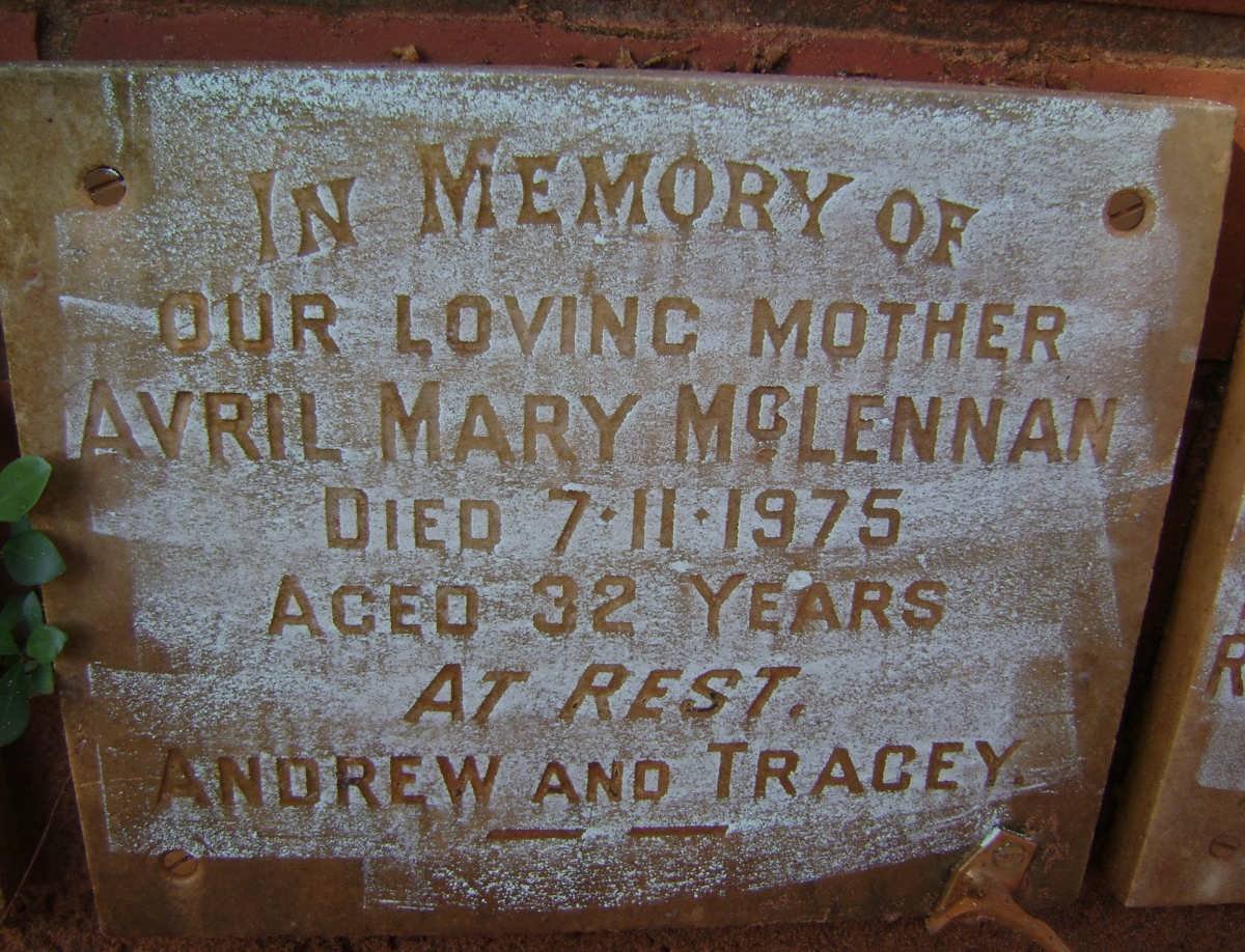 McLENNAN Avril Mary -1975
