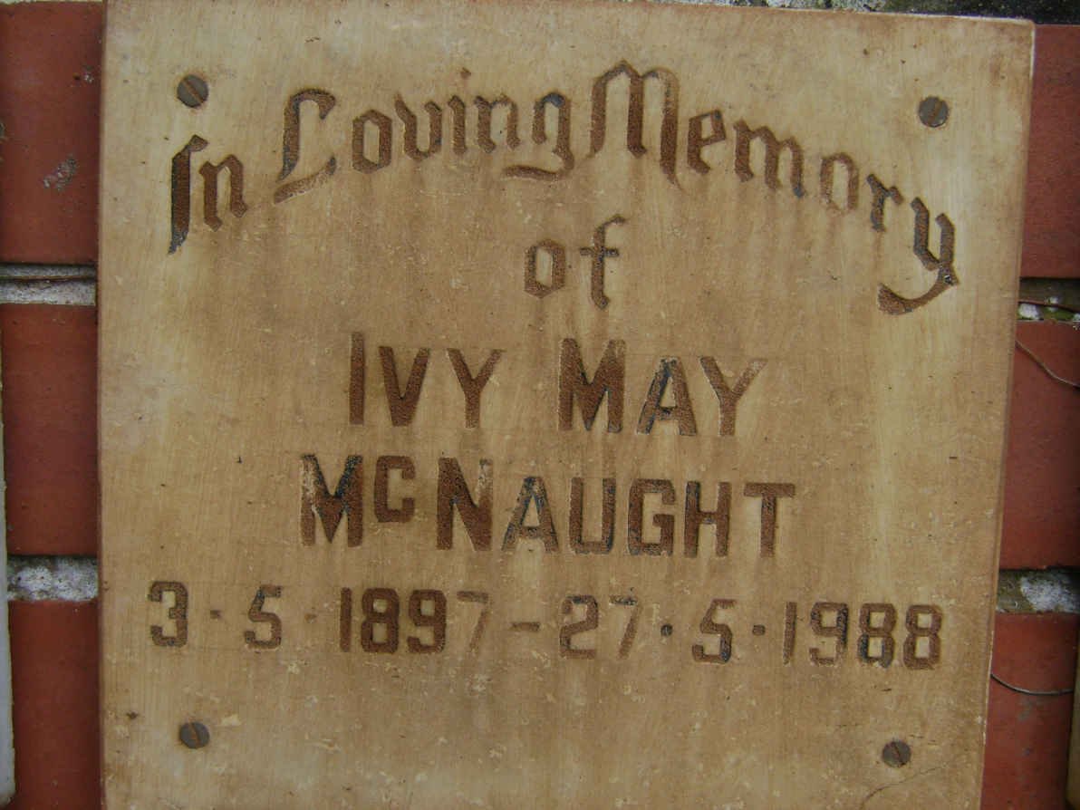 McNAUGHT Ivy May 1897-1988 
