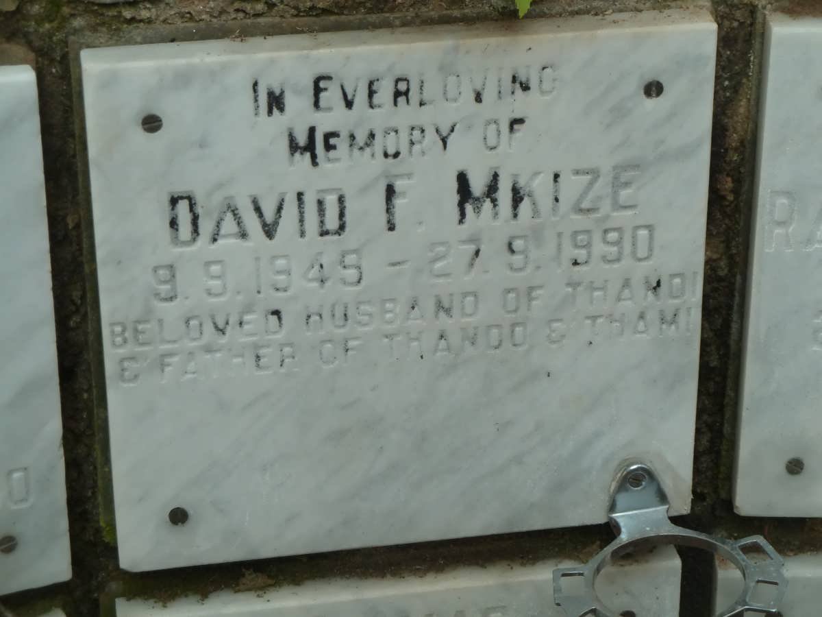 MKIZE David F. 1949-1990