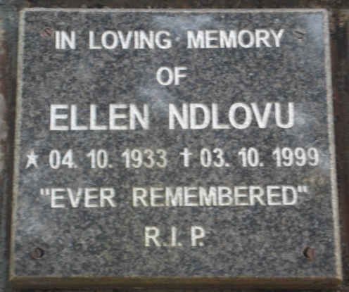 NDLOVU Ellen 1933-1999
